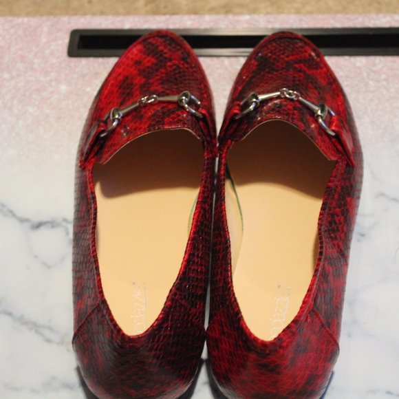 Shoe Dazzle red pleather loafers, 9.5 - Picture 2 of 4
